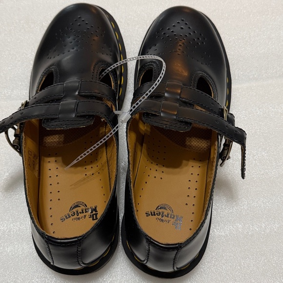 Dr. Martens 8065 II Mary Jane Black Leather Shoes 9 NWT - Picture 7 of 12